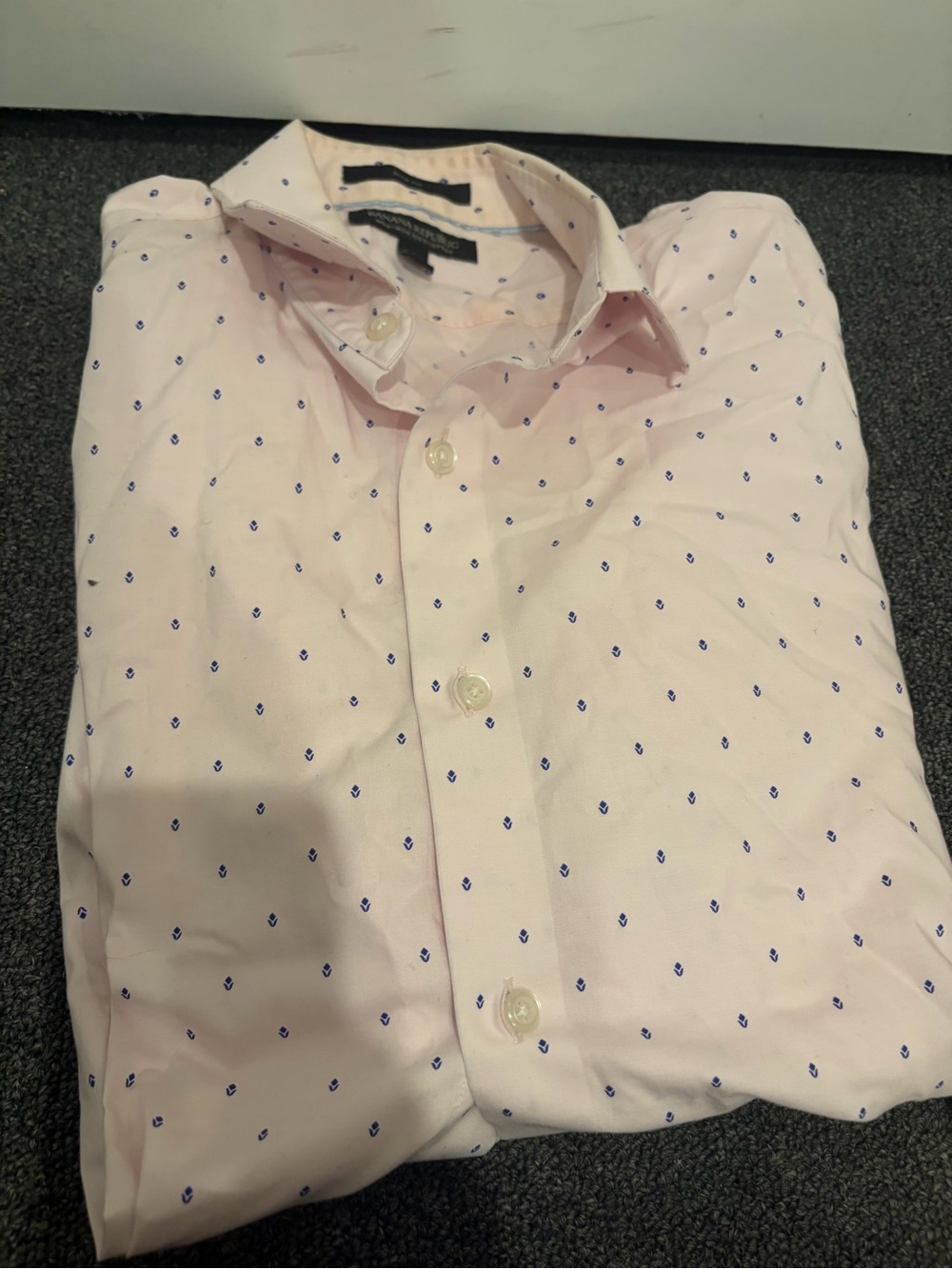 Banana Republic Light Pink Button-Up Shirt with Small Blue Print